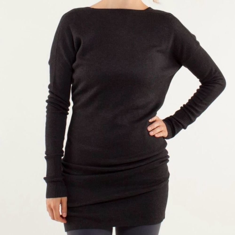 Lululemon Reversible Sweater, Off the Shoulder, or Dress Size M. Charcoal Gray